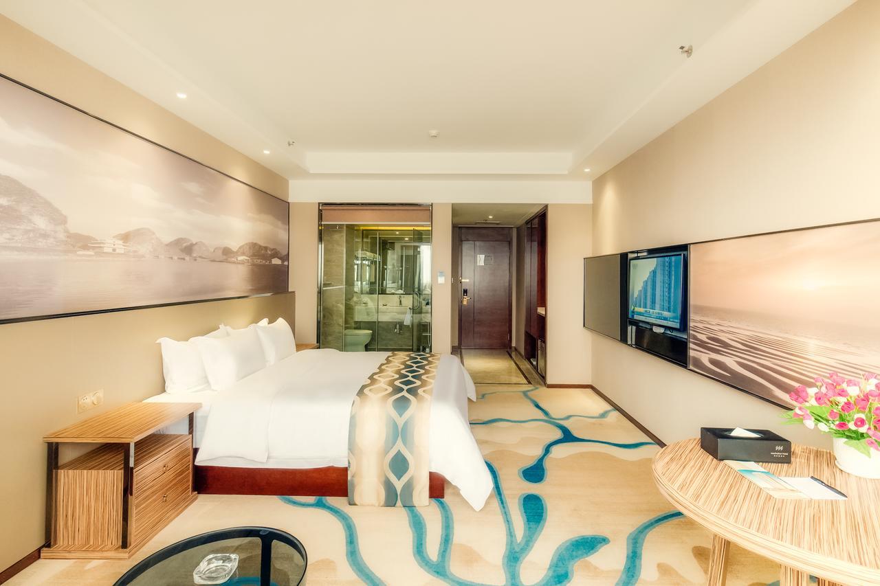 Manhatton Hotel Guilin North Railway Station エクステリア 写真