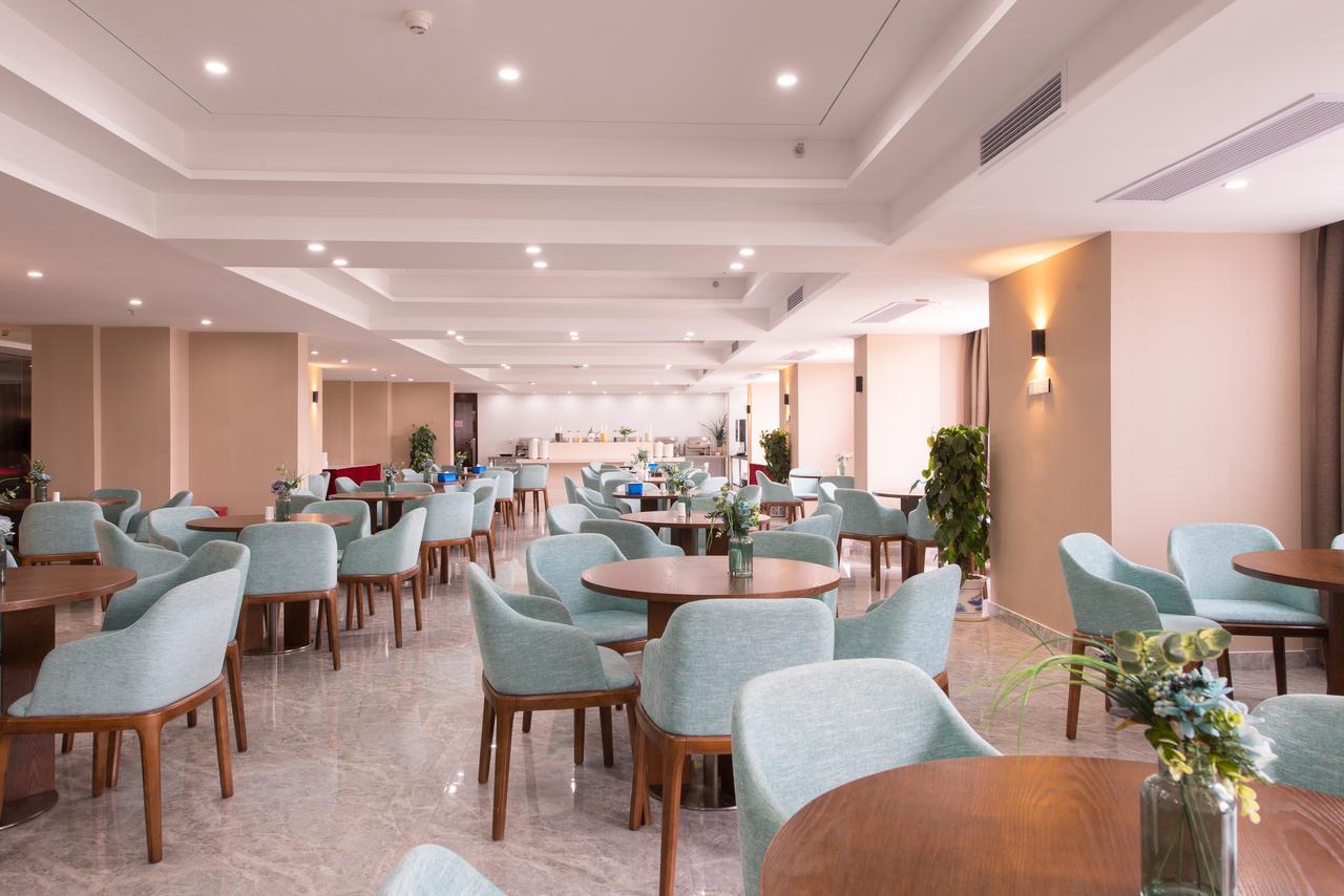 Manhatton Hotel Guilin North Railway Station エクステリア 写真