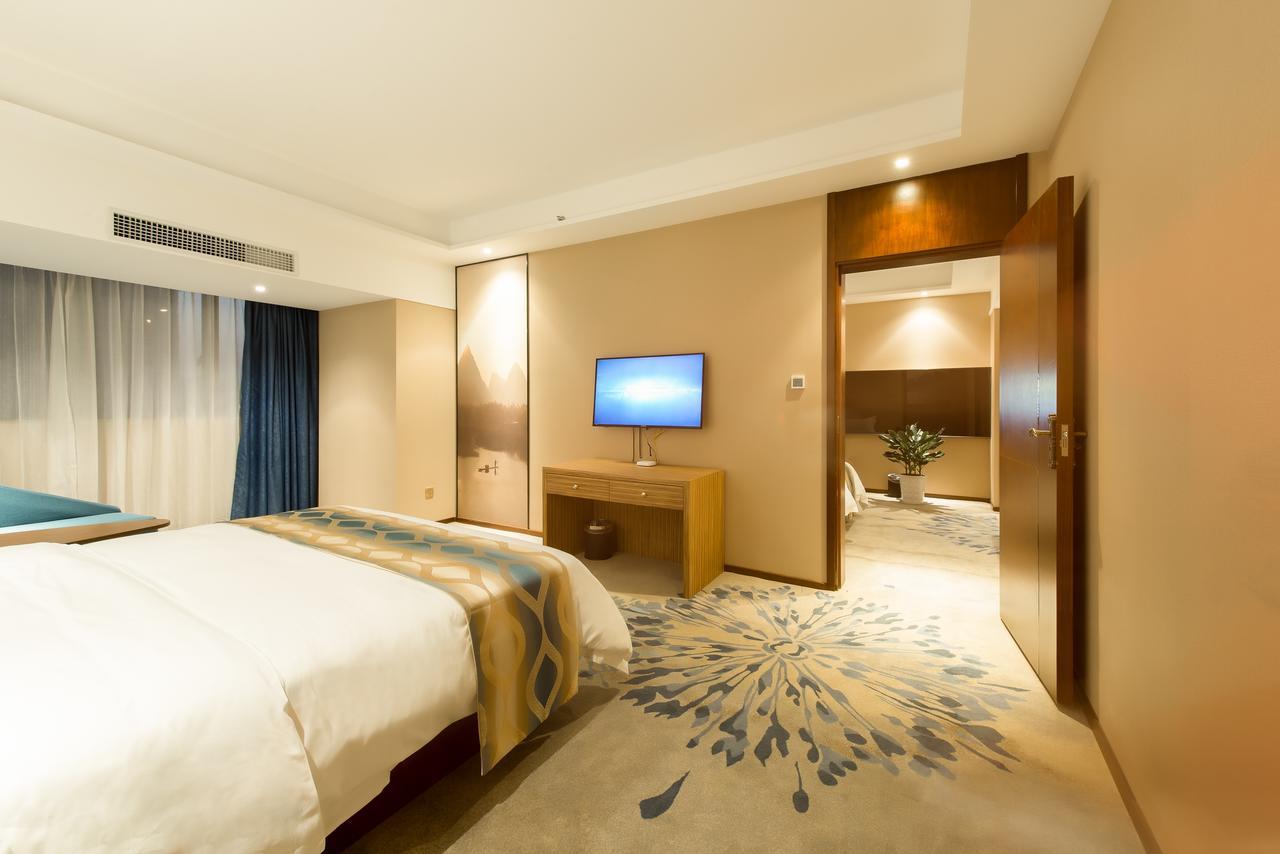 Manhatton Hotel Guilin North Railway Station エクステリア 写真