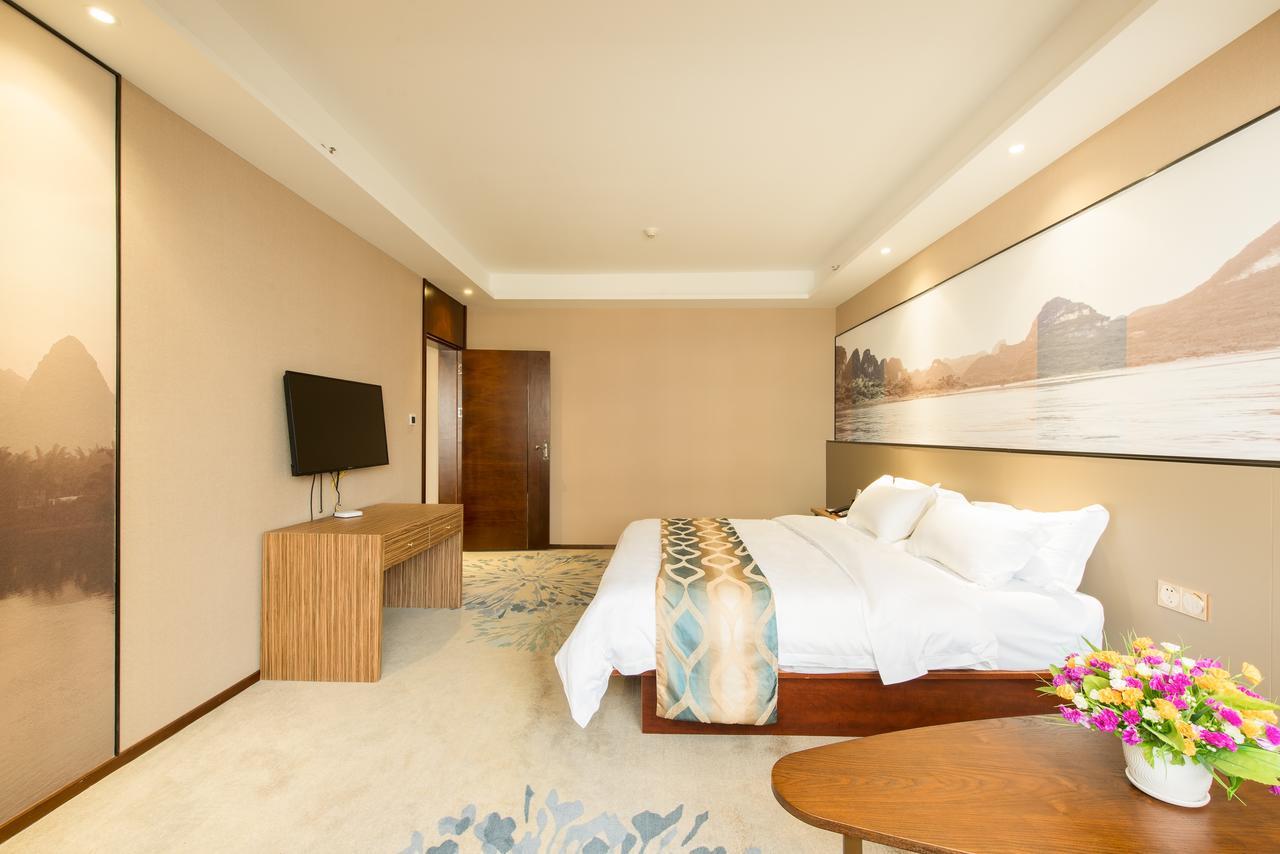 Manhatton Hotel Guilin North Railway Station エクステリア 写真